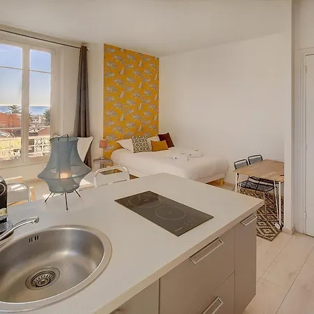 Immogroom - Bourgeois Building - Quiet - Parking - Sea View Apartment Cannes