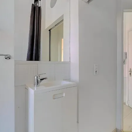 Upstays - Bourgeois Building - Quiet - Parking Cannes