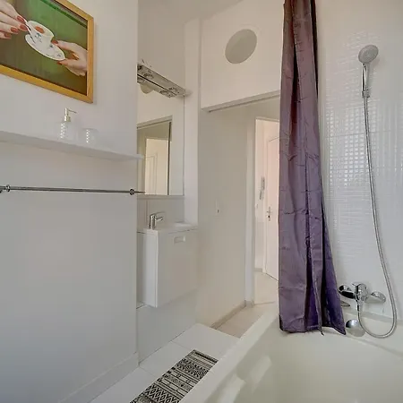 Immogroom - Bourgeois Building - Quiet - Parking - Sea View *