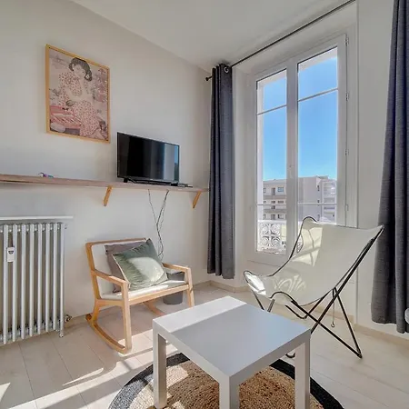 Immogroom - Bourgeois Building - Quiet - Parking - Sea View Cannes