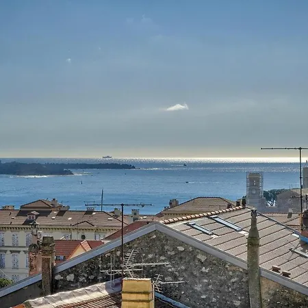 Immogroom - Bourgeois Building - Quiet - Parking - Sea View *